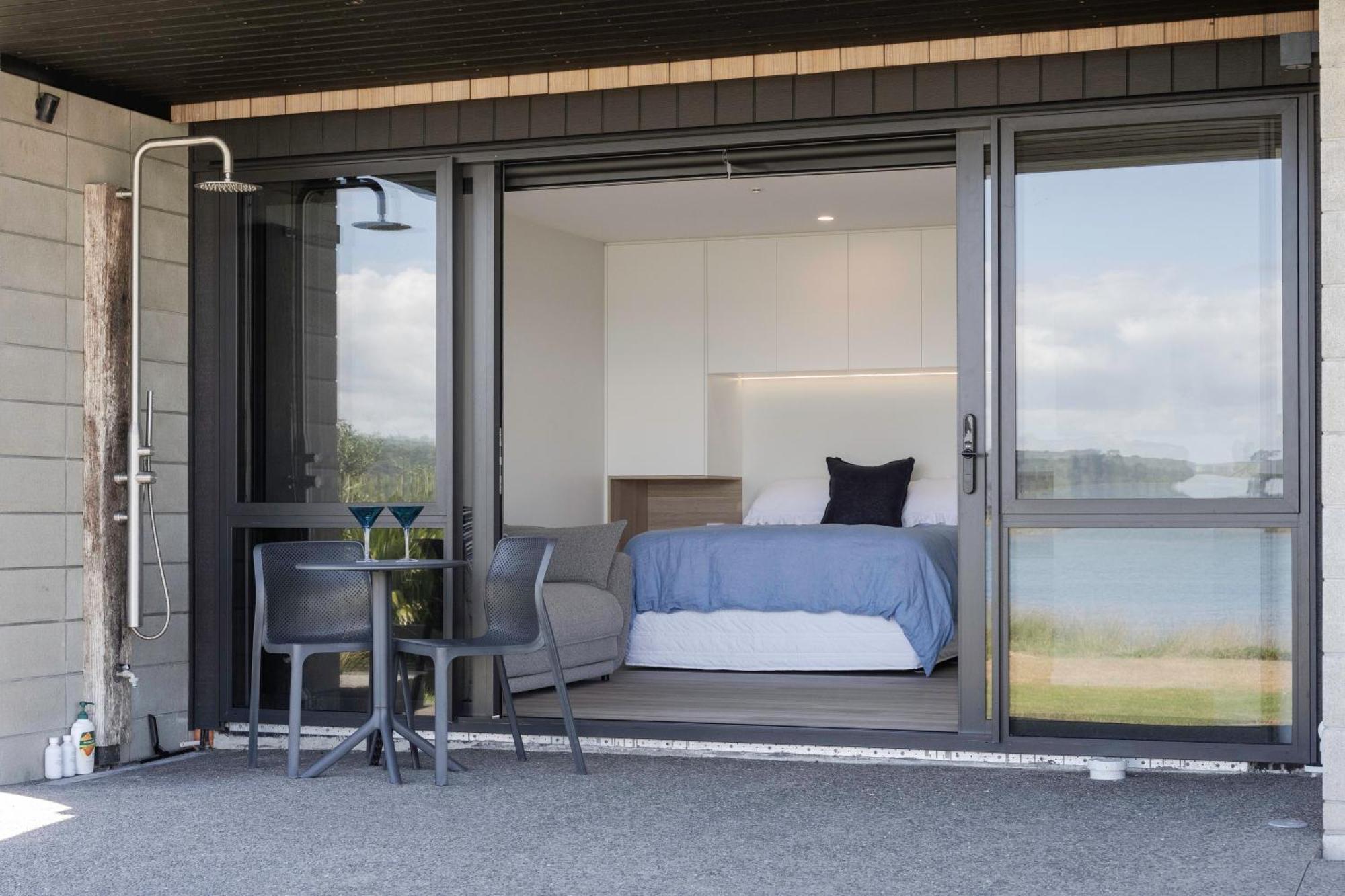 Pukehina Estuary Sunset Views Townhouse & Studio Exterior photo