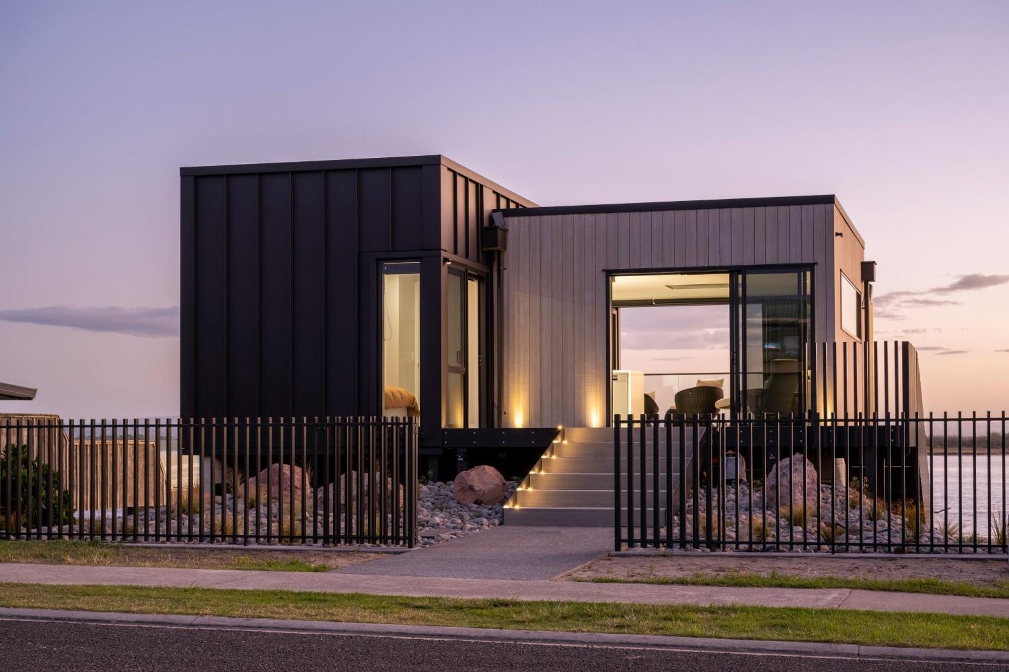 Pukehina Estuary Sunset Views Townhouse & Studio Exterior photo